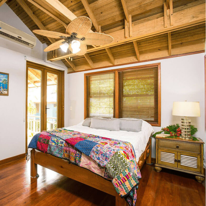 Dvokrevetna soba s bračnim krevetom